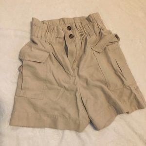 H&M Khaki high waisted shorts, Size 2